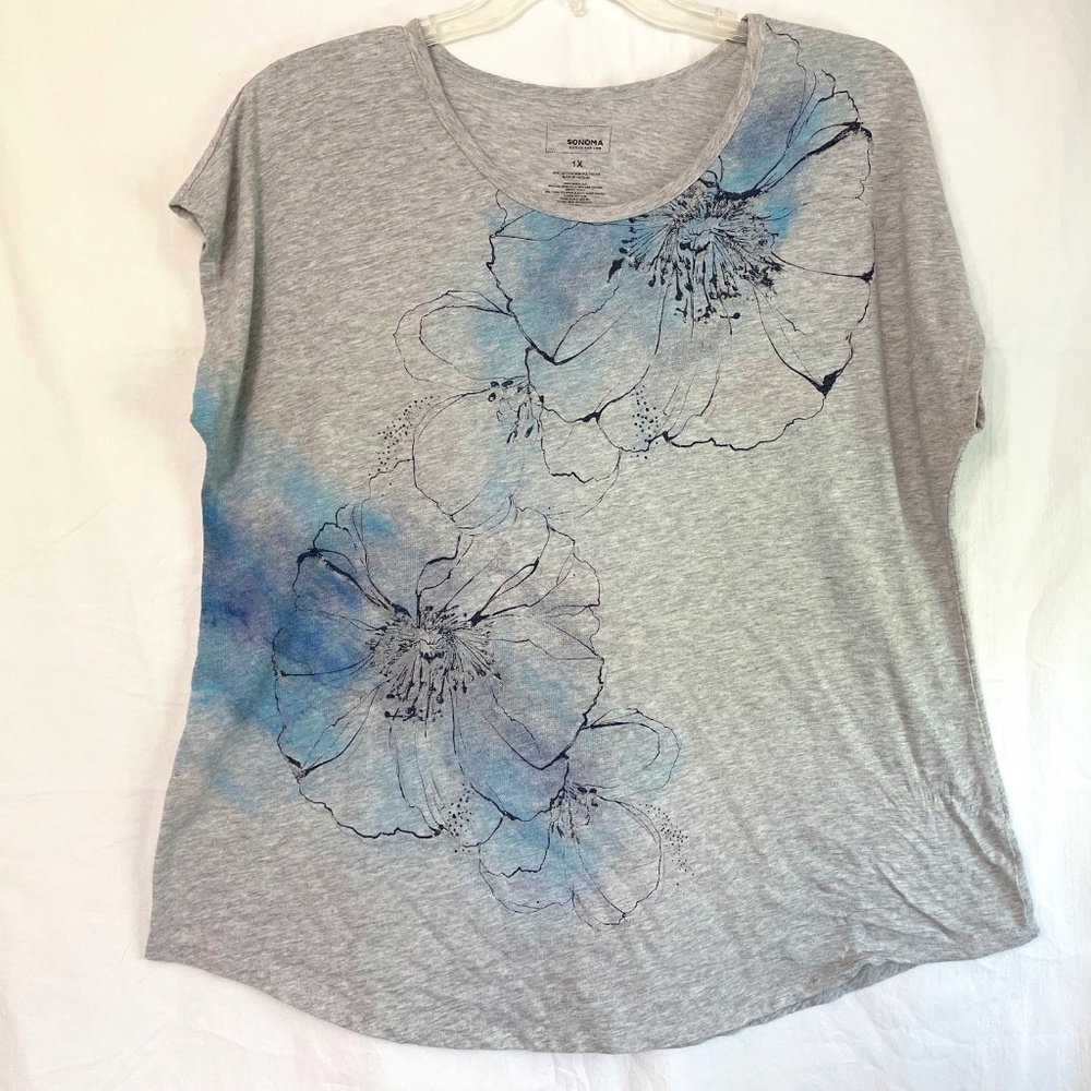 Gray Blue Watercolor Flower Tee